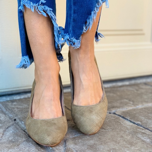 Quilted Genuine Suede Kitten Heel Closed Toe Pump - Picture 3 of 5